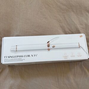 T3 White and Rose Gold 1¼" Curling Iron